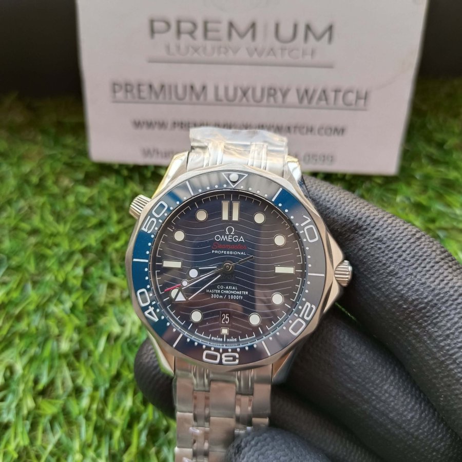 Omega Stainless Steel watch Seamaster Diver 300m Co‑Axial Master Chronometer 42 MM 210.30.42.20.03.001