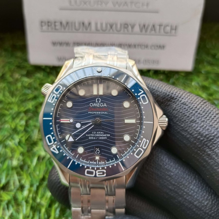 Omega Stainless Steel watch Seamaster Diver 300m Co‑Axial Master Chronometer 42 MM 210.30.42.20.03.001