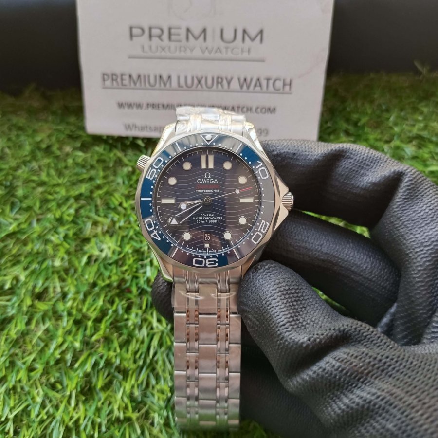 Omega Stainless Steel watch Seamaster Diver 300m Co‑Axial Master Chronometer 42 MM 210.30.42.20.03.001