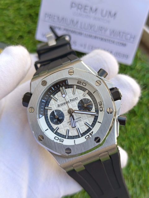 royal oak offshore white
