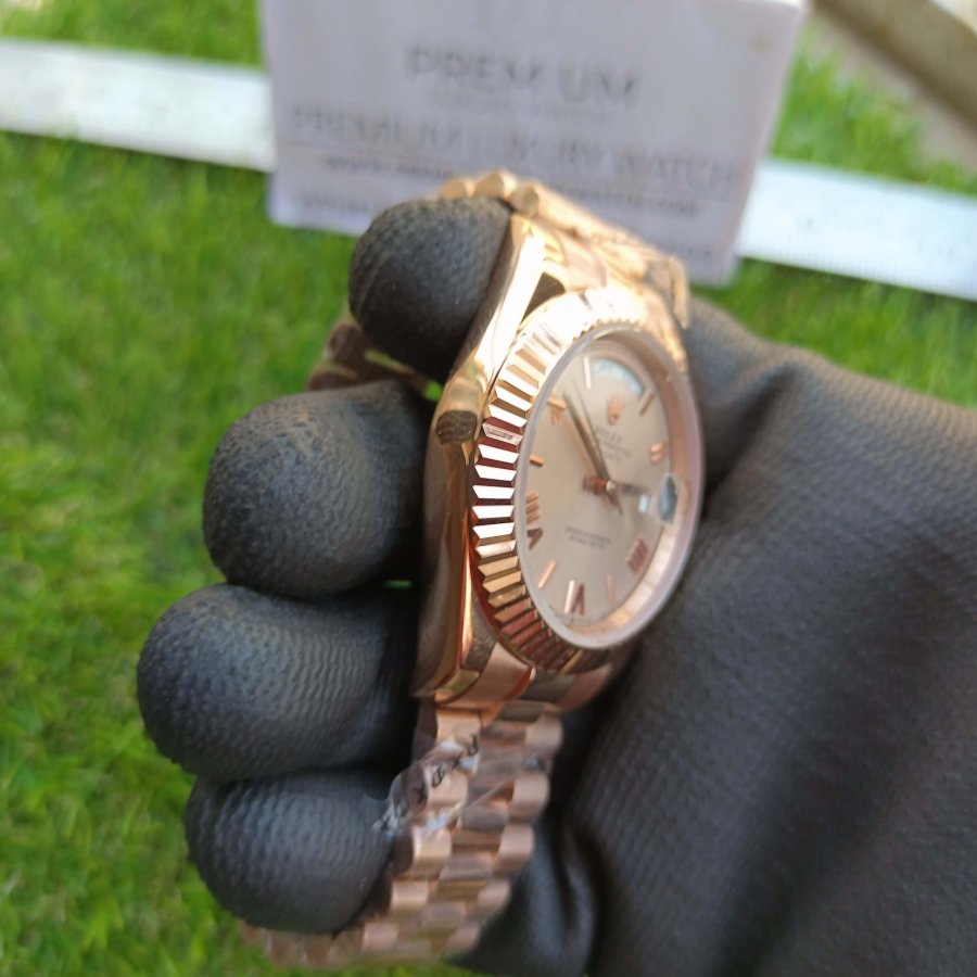 rolex day-date 40 everose gold