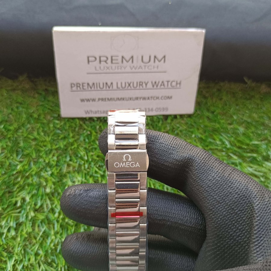 Omega seamaster aqua terra green 150m Co-Axial Master Chronometer 38 MM Men’s Wrist Watch