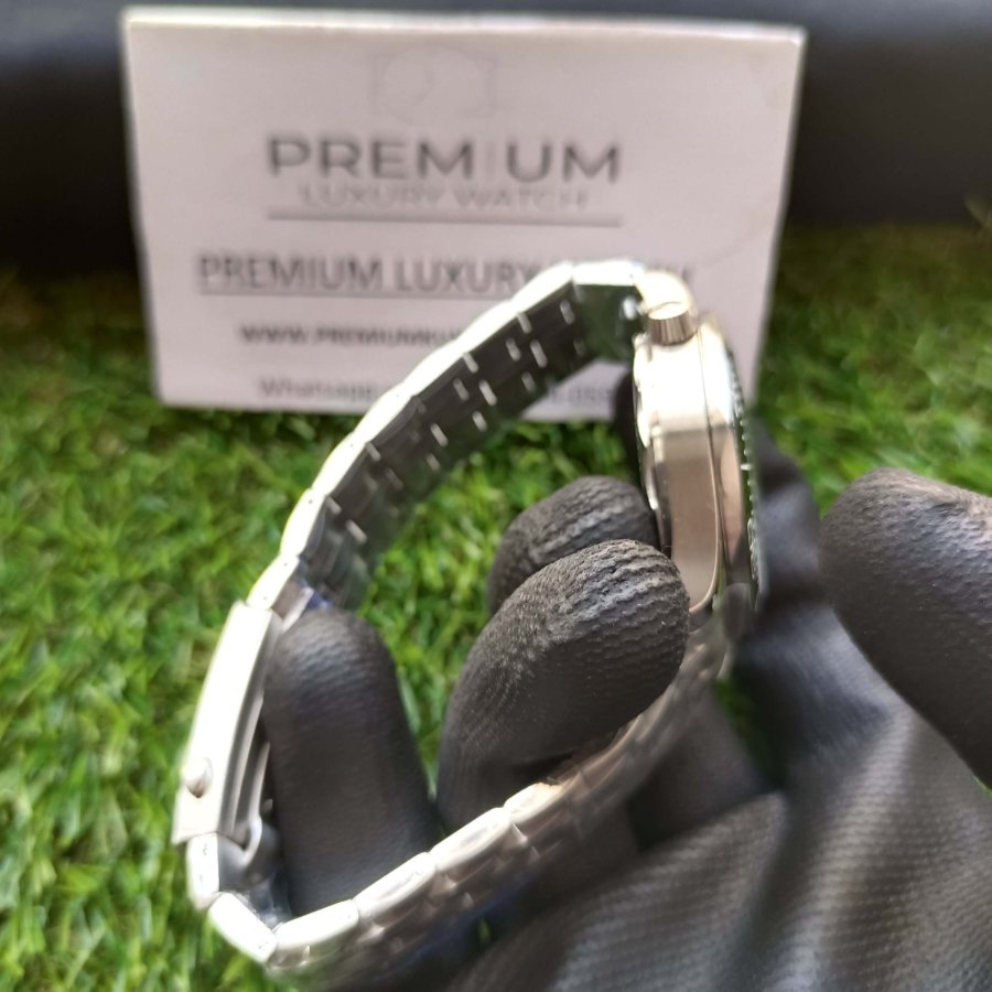 omega seamaster diver 300m professional