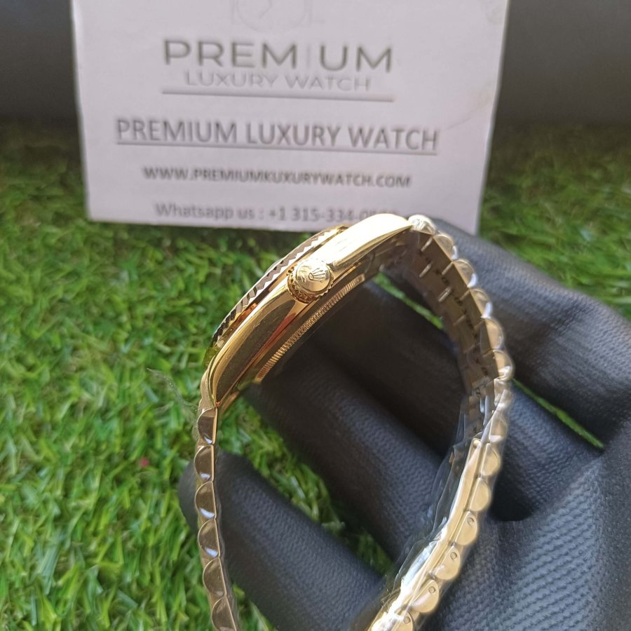 rolex day date gold diamond