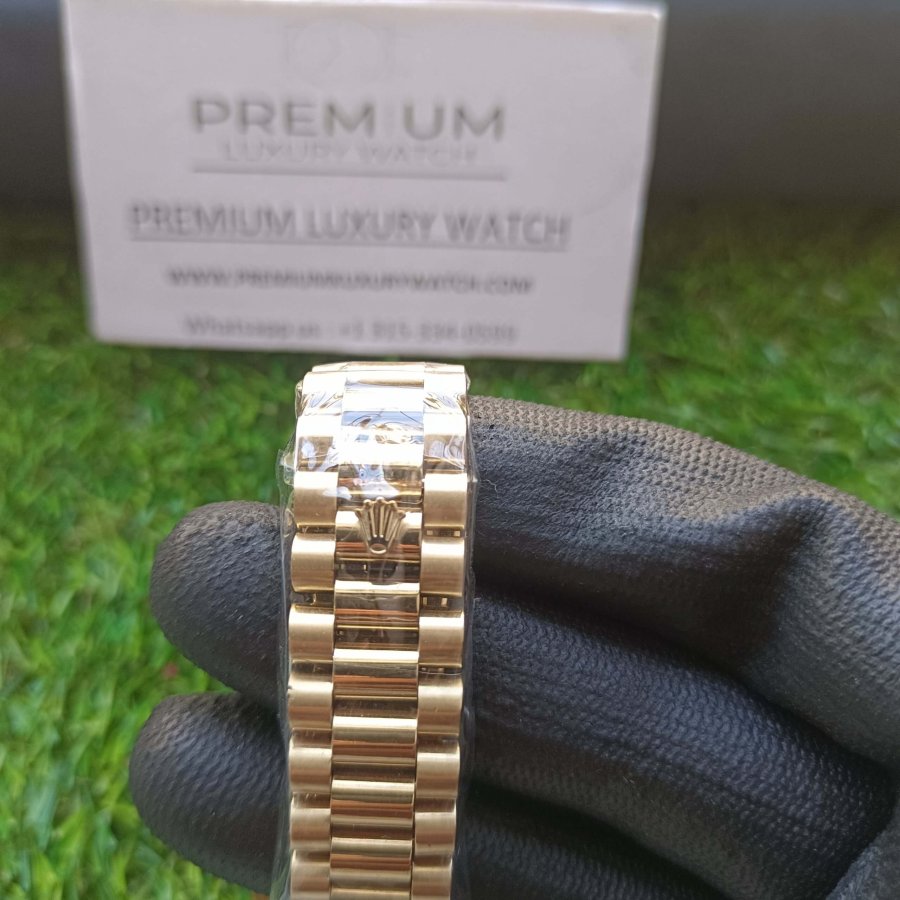 rolex day date green